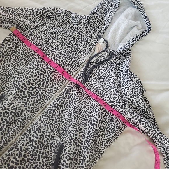 Jacket - Picture 4 of 8